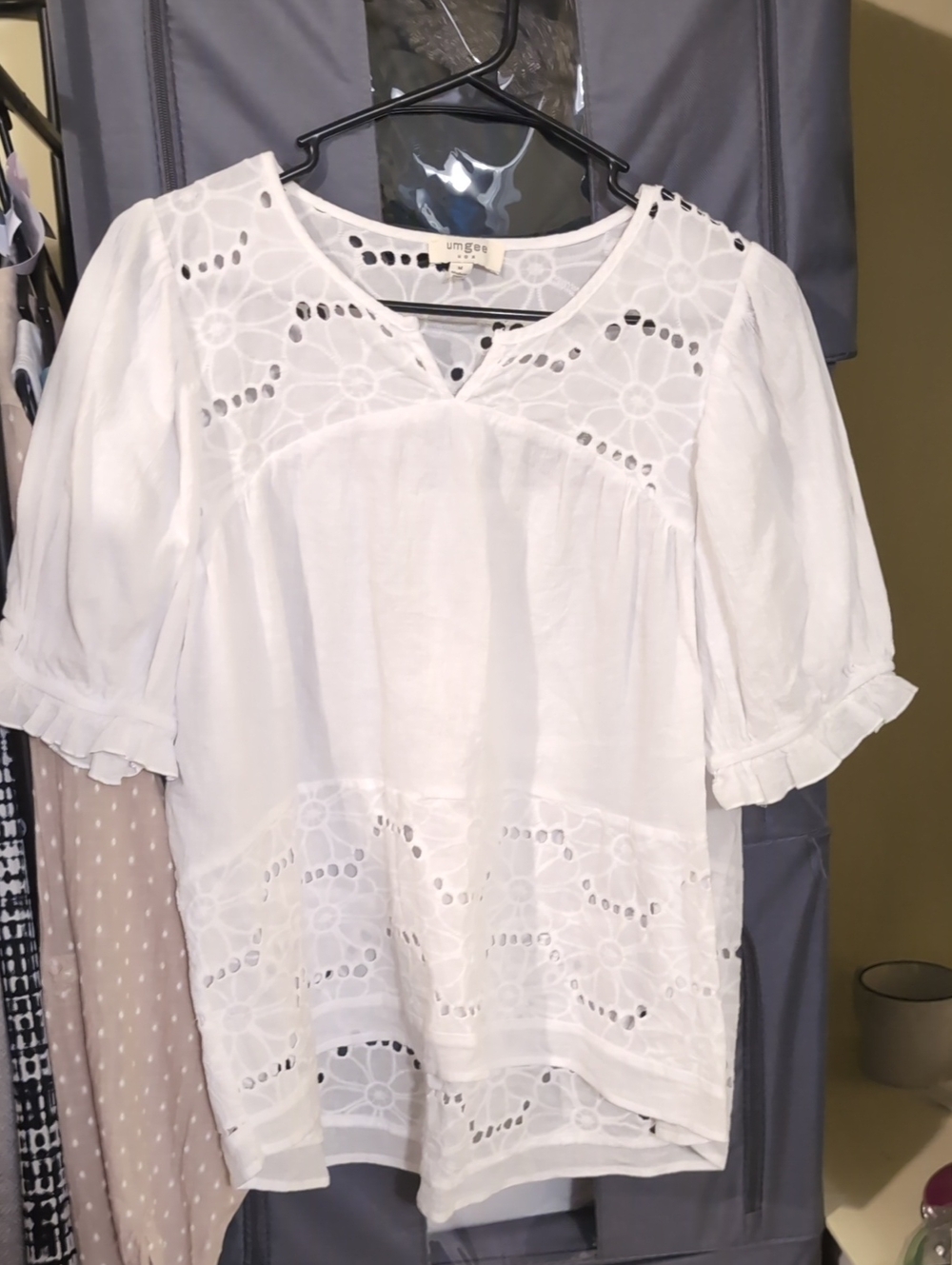 Umgee White Eyelet Peasant Top - Women's